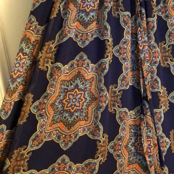 Maxi dress - Picture 2 of 3